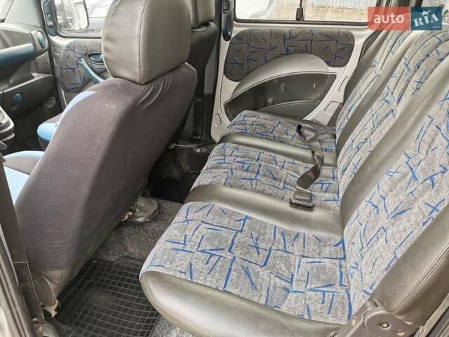 Сірий Фіат Добло, об'ємом двигуна 1.6 л та пробігом 205 тис. км за 3300 $, фото 20 на Automoto.ua