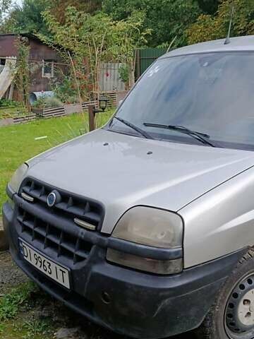 Серый Фиат Добло, объемом двигателя 1.91 л и пробегом 256 тыс. км за 2700 $, фото 5 на Automoto.ua