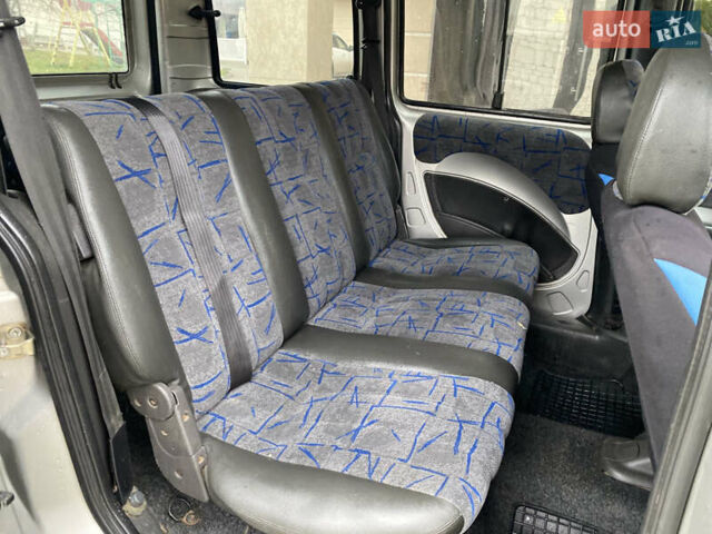 Серый Фиат Добло, объемом двигателя 1.6 л и пробегом 205 тыс. км за 3350 $, фото 45 на Automoto.ua