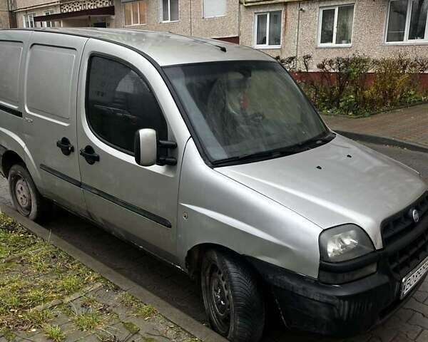Серый Фиат Добло, объемом двигателя 1.9 л и пробегом 255 тыс. км за 3000 $, фото 1 на Automoto.ua