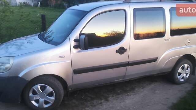 Сірий Фіат Добло, об'ємом двигуна 1.91 л та пробігом 383 тис. км за 4700 $, фото 2 на Automoto.ua