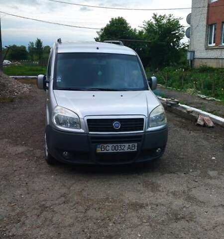 Сірий Фіат Добло, об'ємом двигуна 1.91 л та пробігом 383 тис. км за 4700 $, фото 1 на Automoto.ua