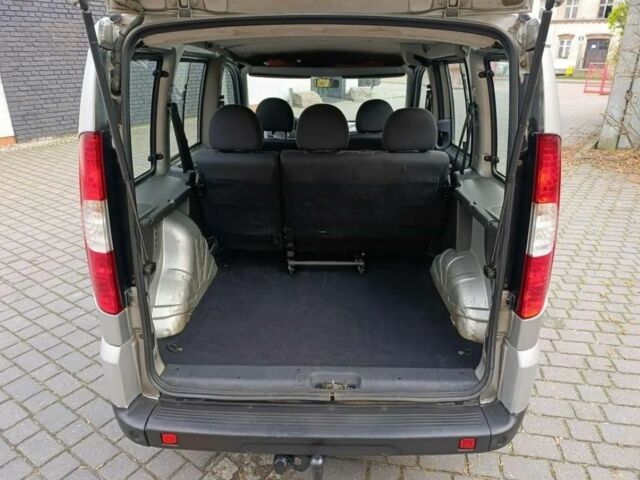 Сірий Фіат Добло, об'ємом двигуна 1.3 л та пробігом 390 тис. км за 1450 $, фото 7 на Automoto.ua