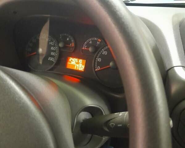 Сірий Фіат Добло, об'ємом двигуна 1.4 л та пробігом 240 тис. км за 4300 $, фото 24 на Automoto.ua