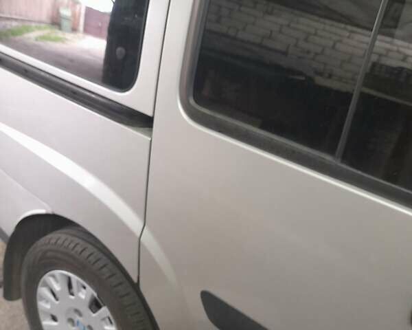 Сірий Фіат Добло, об'ємом двигуна 1.4 л та пробігом 240 тис. км за 4300 $, фото 16 на Automoto.ua