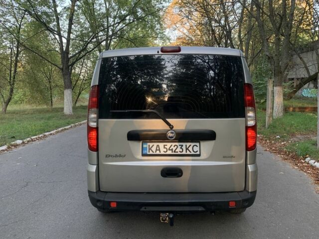 Серый Фиат Добло, объемом двигателя 1.9 л и пробегом 329 тыс. км за 3000 $, фото 10 на Automoto.ua
