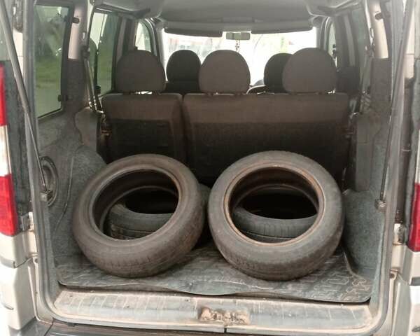 Серый Фиат Добло, объемом двигателя 1.39 л и пробегом 252 тыс. км за 3600 $, фото 4 на Automoto.ua