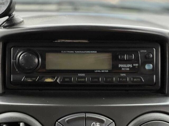 Серый Фиат Добло, объемом двигателя 1.9 л и пробегом 380 тыс. км за 5750 $, фото 9 на Automoto.ua