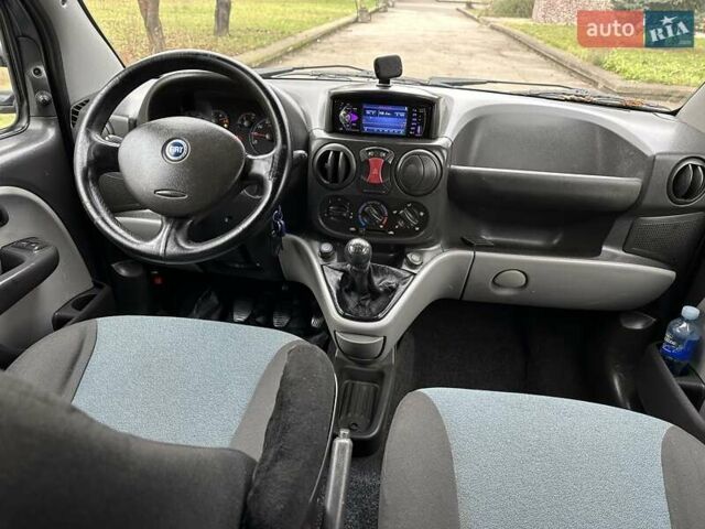 Сірий Фіат Добло, об'ємом двигуна 1.9 л та пробігом 181 тис. км за 5990 $, фото 41 на Automoto.ua