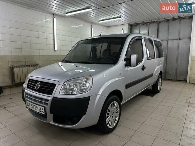 Серый Фиат Добло, объемом двигателя 1.9 л и пробегом 175 тыс. км за 6999 $, фото 3 на Automoto.ua