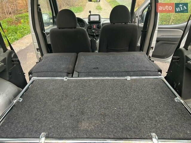 Сірий Фіат Добло, об'ємом двигуна 1.2 л та пробігом 300 тис. км за 3900 $, фото 7 на Automoto.ua