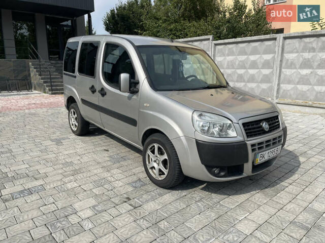 Сірий Фіат Добло, об'ємом двигуна 1.9 л та пробігом 370 тис. км за 4999 $, фото 14 на Automoto.ua