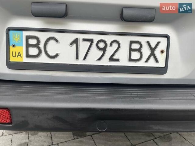 Сірий Фіат Добло, об'ємом двигуна 1.4 л та пробігом 213 тис. км за 4799 $, фото 38 на Automoto.ua