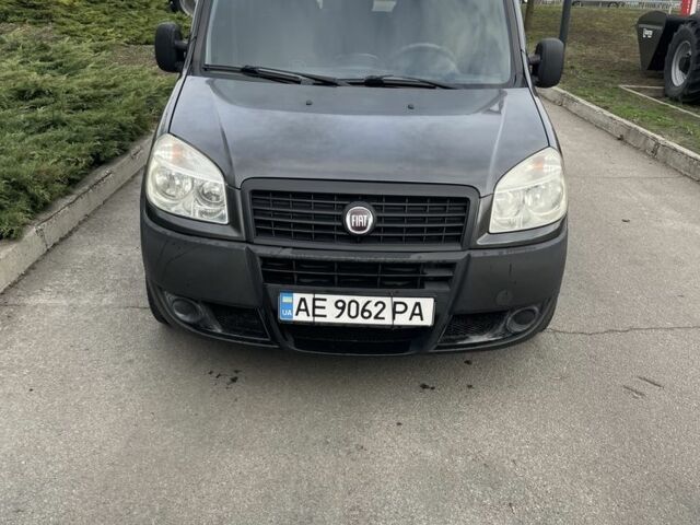Сірий Фіат Добло, об'ємом двигуна 1.4 л та пробігом 280 тис. км за 5800 $, фото 1 на Automoto.ua