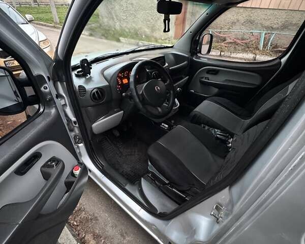 Сірий Фіат Добло, об'ємом двигуна 1.9 л та пробігом 182 тис. км за 5300 $, фото 9 на Automoto.ua