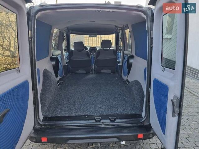 Сірий Фіат Добло, об'ємом двигуна 1.9 л та пробігом 212 тис. км за 5900 $, фото 14 на Automoto.ua