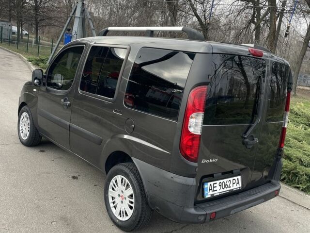Сірий Фіат Добло, об'ємом двигуна 1.4 л та пробігом 280 тис. км за 5800 $, фото 4 на Automoto.ua