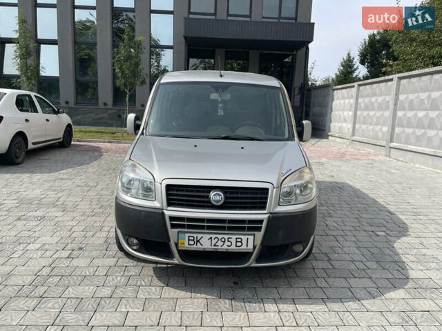 Сірий Фіат Добло, об'ємом двигуна 1.9 л та пробігом 370 тис. км за 4999 $, фото 2 на Automoto.ua
