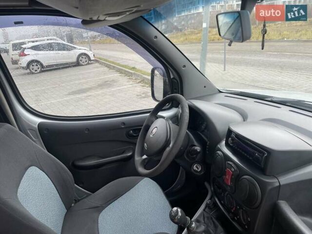 Сірий Фіат Добло, об'ємом двигуна 1.4 л та пробігом 213 тис. км за 4799 $, фото 28 на Automoto.ua