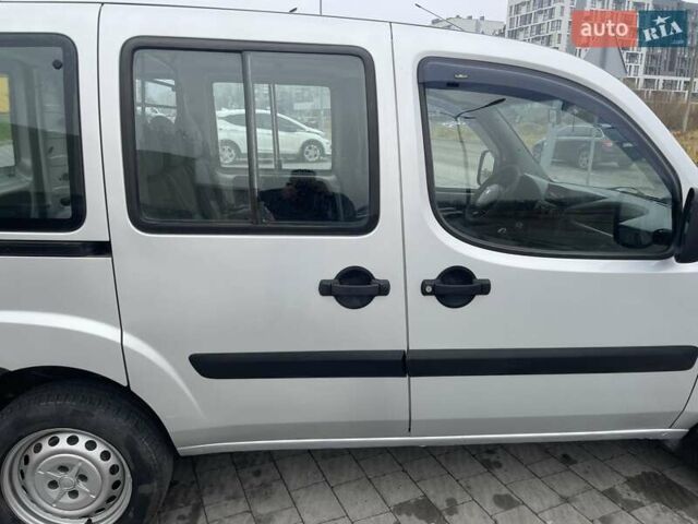 Сірий Фіат Добло, об'ємом двигуна 1.4 л та пробігом 213 тис. км за 4799 $, фото 14 на Automoto.ua