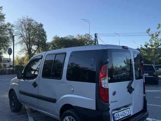 Серый Фиат Добло, объемом двигателя 1.4 л и пробегом 202 тыс. км за 3800 $, фото 3 на Automoto.ua