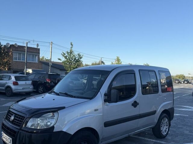 Серый Фиат Добло, объемом двигателя 1.4 л и пробегом 202 тыс. км за 3800 $, фото 2 на Automoto.ua