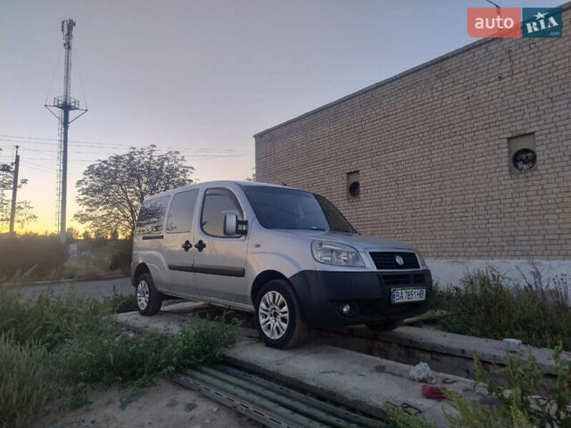 Серый Фиат Добло, объемом двигателя 1.9 л и пробегом 399 тыс. км за 6500 $, фото 26 на Automoto.ua