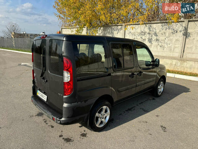 Серый Фиат Добло, объемом двигателя 1.3 л и пробегом 370 тыс. км за 6500 $, фото 5 на Automoto.ua