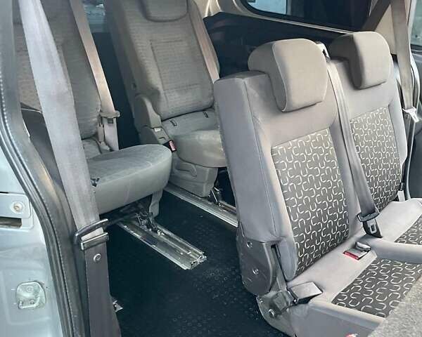 Серый Фиат Добло, объемом двигателя 1.6 л и пробегом 230 тыс. км за 8200 $, фото 16 на Automoto.ua