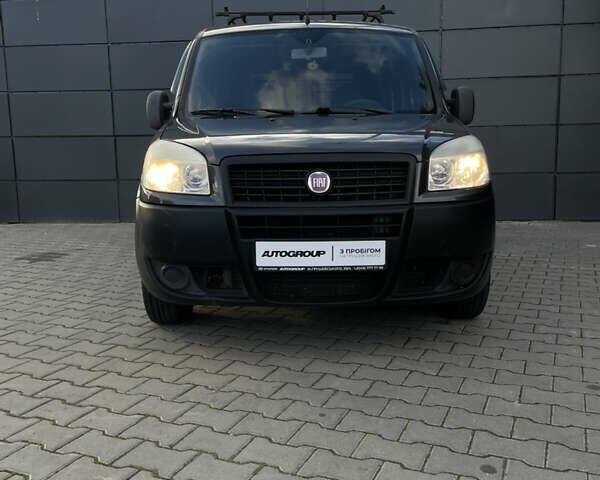 Серый Фиат Добло, объемом двигателя 0 л и пробегом 180 тыс. км за 5000 $, фото 3 на Automoto.ua
