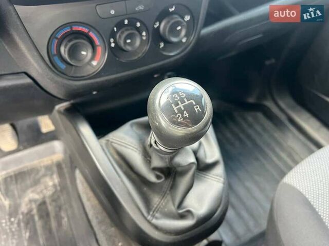 Сірий Фіат Добло, об'ємом двигуна 1.4 л та пробігом 223 тис. км за 7290 $, фото 24 на Automoto.ua