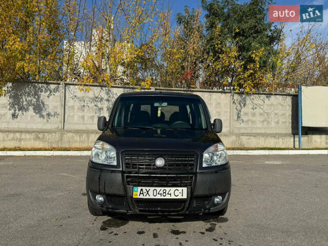 Серый Фиат Добло, объемом двигателя 1.3 л и пробегом 370 тыс. км за 6500 $, фото 4 на Automoto.ua