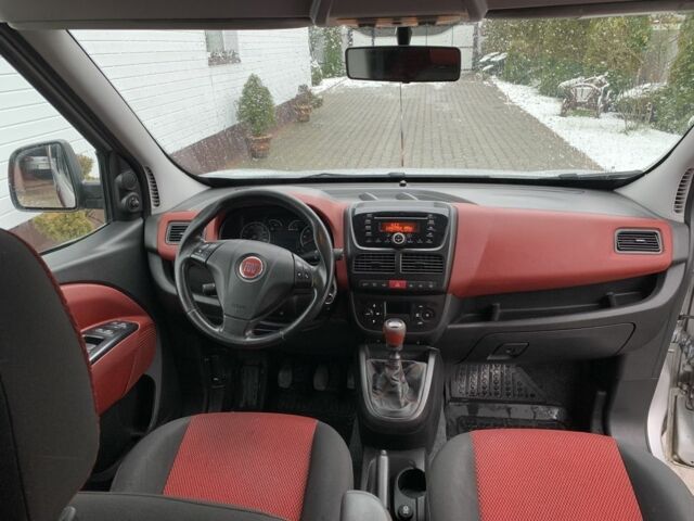 Серый Фиат Добло, объемом двигателя 1.6 л и пробегом 189 тыс. км за 7350 $, фото 5 на Automoto.ua