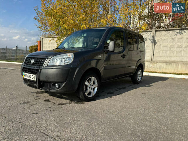 Серый Фиат Добло, объемом двигателя 1.3 л и пробегом 370 тыс. км за 6500 $, фото 10 на Automoto.ua