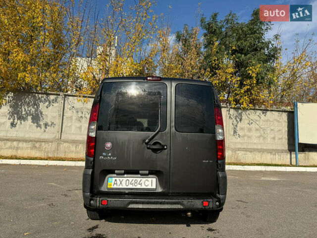 Серый Фиат Добло, объемом двигателя 1.3 л и пробегом 370 тыс. км за 6500 $, фото 7 на Automoto.ua