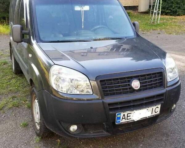 Серый Фиат Добло, объемом двигателя 1.3 л и пробегом 268 тыс. км за 5800 $, фото 7 на Automoto.ua