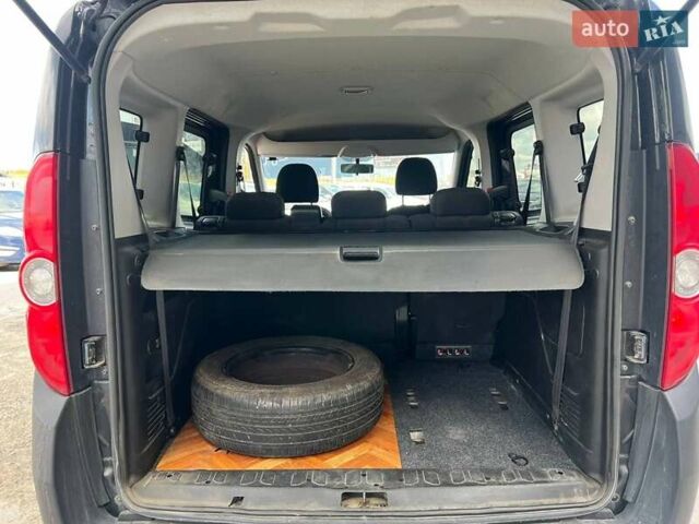 Сірий Фіат Добло, об'ємом двигуна 1.4 л та пробігом 223 тис. км за 7290 $, фото 31 на Automoto.ua