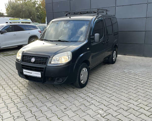 Серый Фиат Добло, объемом двигателя 0 л и пробегом 180 тыс. км за 5000 $, фото 4 на Automoto.ua