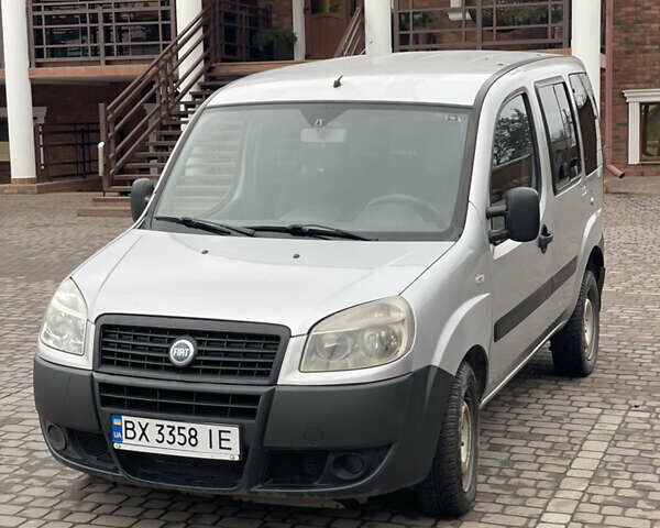 Сірий Фіат Добло, об'ємом двигуна 1.4 л та пробігом 200 тис. км за 5000 $, фото 1 на Automoto.ua