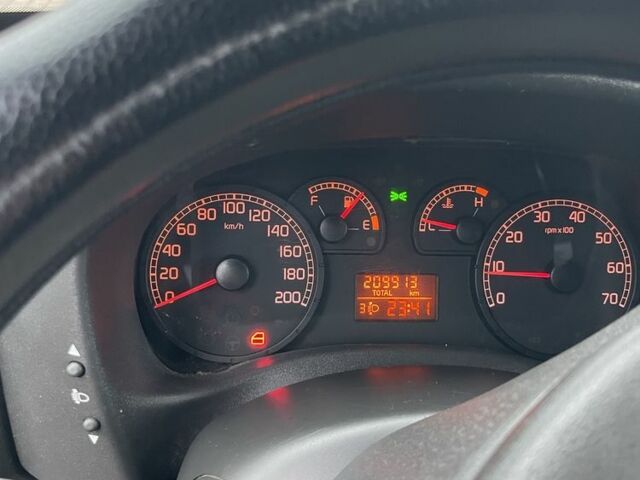 Сірий Фіат Добло, об'ємом двигуна 1.4 л та пробігом 200 тис. км за 5000 $, фото 6 на Automoto.ua