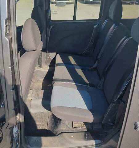 Сірий Фіат Добло, об'ємом двигуна 1.37 л та пробігом 330 тис. км за 4000 $, фото 3 на Automoto.ua