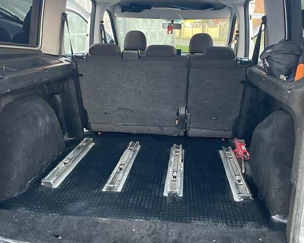 Серый Фиат Добло, объемом двигателя 1.6 л и пробегом 230 тыс. км за 8200 $, фото 18 на Automoto.ua