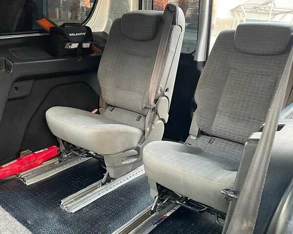 Серый Фиат Добло, объемом двигателя 1.6 л и пробегом 230 тыс. км за 8200 $, фото 17 на Automoto.ua