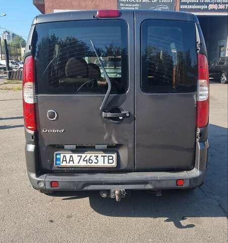 Сірий Фіат Добло, об'ємом двигуна 1.37 л та пробігом 330 тис. км за 4000 $, фото 5 на Automoto.ua