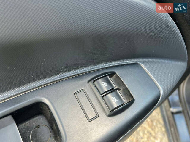 Сірий Фіат Добло, об'ємом двигуна 1.4 л та пробігом 223 тис. км за 7290 $, фото 14 на Automoto.ua