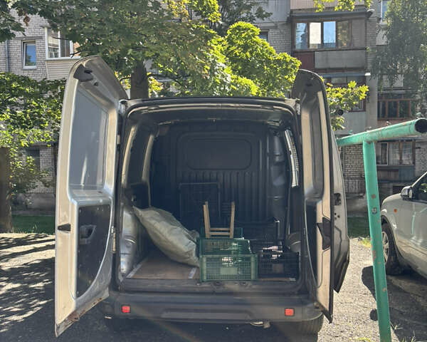 Серый Фиат Добло, объемом двигателя 1.37 л и пробегом 224 тыс. км за 5200 $, фото 5 на Automoto.ua