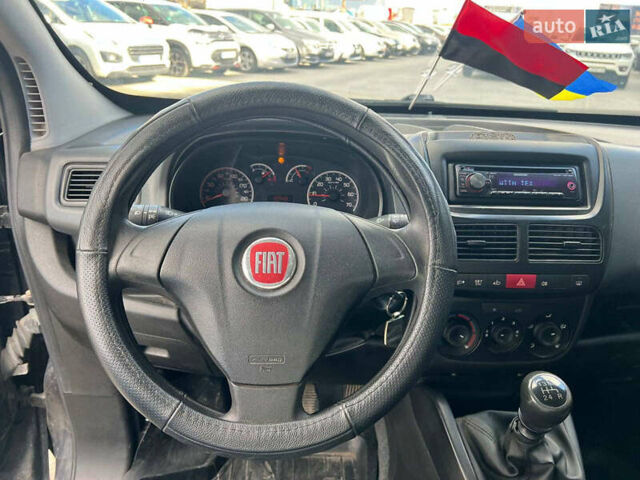 Сірий Фіат Добло, об'ємом двигуна 1.4 л та пробігом 223 тис. км за 7290 $, фото 20 на Automoto.ua