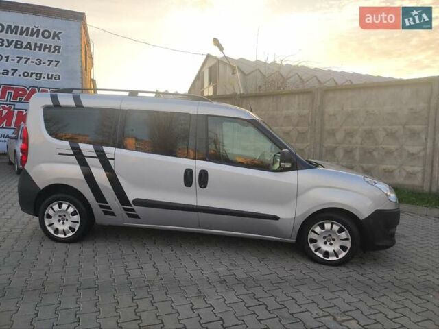 Серый Фиат Добло, объемом двигателя 1.6 л и пробегом 230 тыс. км за 8200 $, фото 1 на Automoto.ua