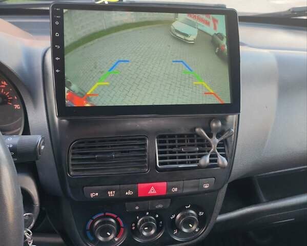 Серый Фиат Добло, объемом двигателя 1.6 л и пробегом 230 тыс. км за 8200 $, фото 11 на Automoto.ua