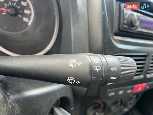 Сірий Фіат Добло, об'ємом двигуна 1.4 л та пробігом 223 тис. км за 7290 $, фото 18 на Automoto.ua